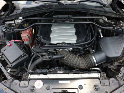 Used 2016 Chevrolet Camaro SS RWD image 46