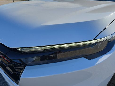 Used 2026 Honda CR-V TrailSport image 29