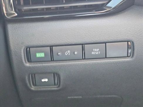 Used 2025 Nissan Sentra SV w/ Trunk Package FWD image 13