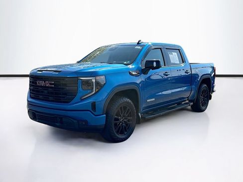 Used 2022 GMC Sierra 1500 Elevation w/ Elevation Premium Package AWD/4WD image 3
