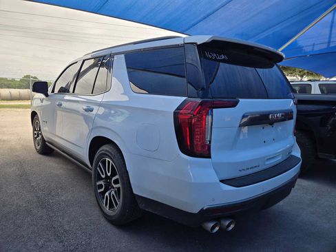 Used 2023 GMC Yukon AT4 w/ AT4 Premium Plus Package AWD/4WD image 3