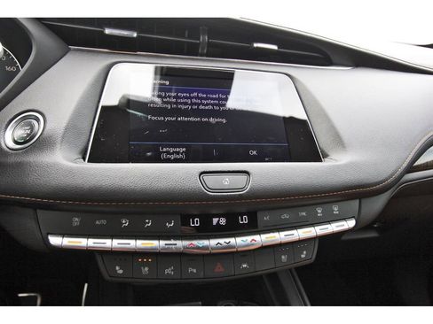 Used 2022 Cadillac XT4 Sport w/ Comfort Package FWD image 21