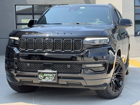 Used 2024 Jeep Wagoneer L Series II AWD/4WD image 3