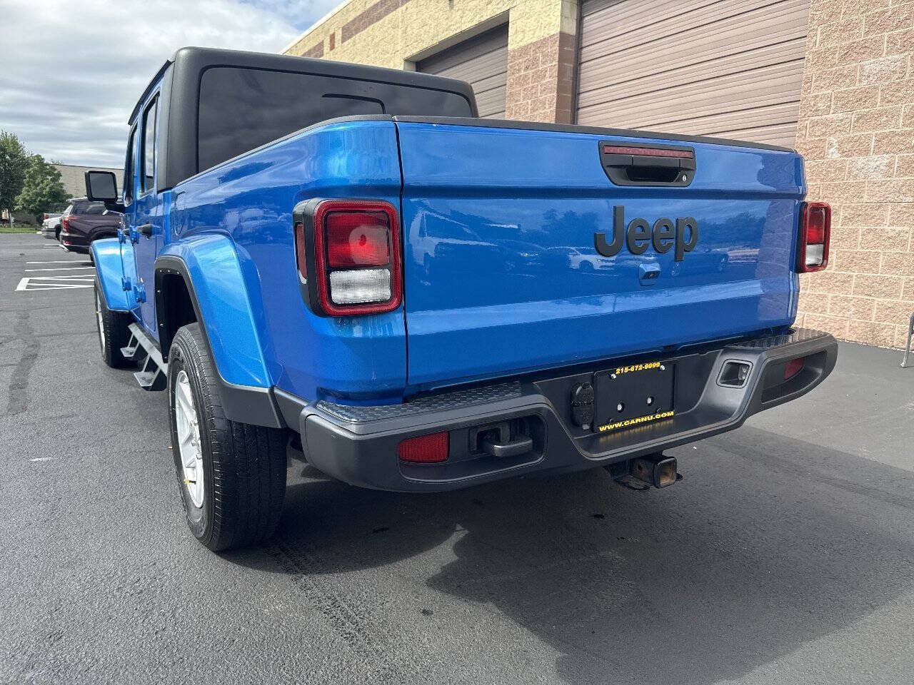 Used 2022 Jeep Gladiator Sport AWD/4WD image 19