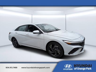New 2025 Hyundai Elantra SEL