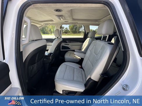Used 2020 Kia Telluride SX w/ SX Prestige Package image 19