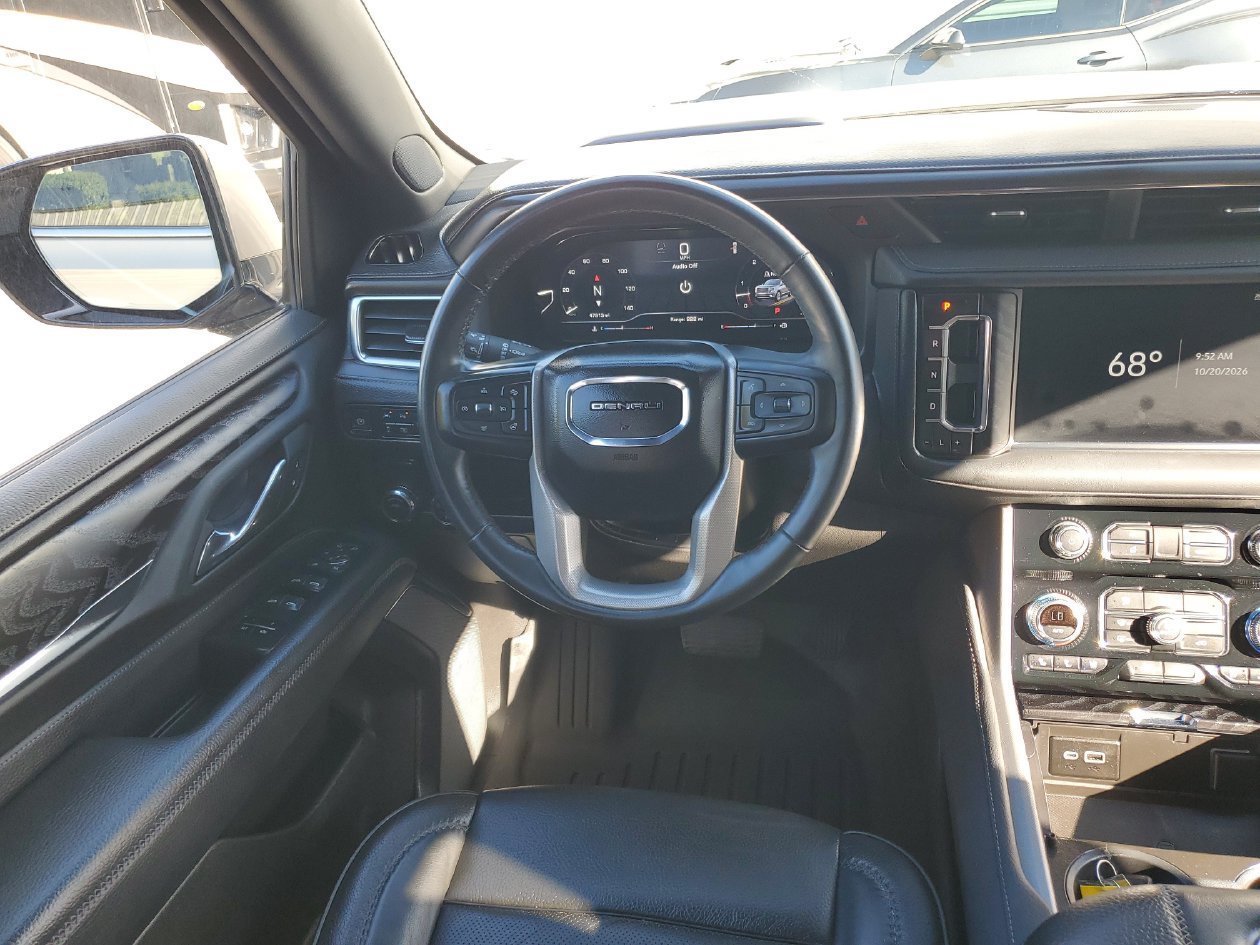 Used 2023 GMC Yukon Denali RWD image 12