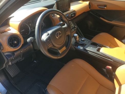 Used 2023 Lexus IS 300 w/ Comfort Package image 15