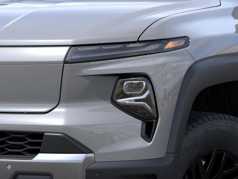 New 2026 Chevrolet Silverado EV LT AWD/4WD image 10