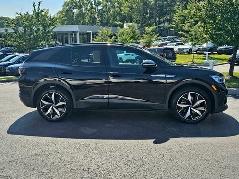 Used 2024 Volkswagen ID.4 Pro S AWD/4WD image 7