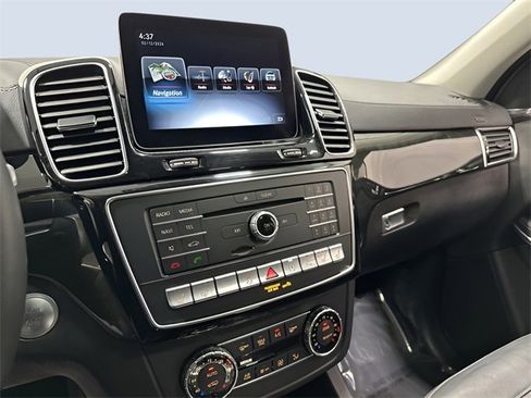 Used 2018 Mercedes-Benz GLS 550 4MATIC image 21