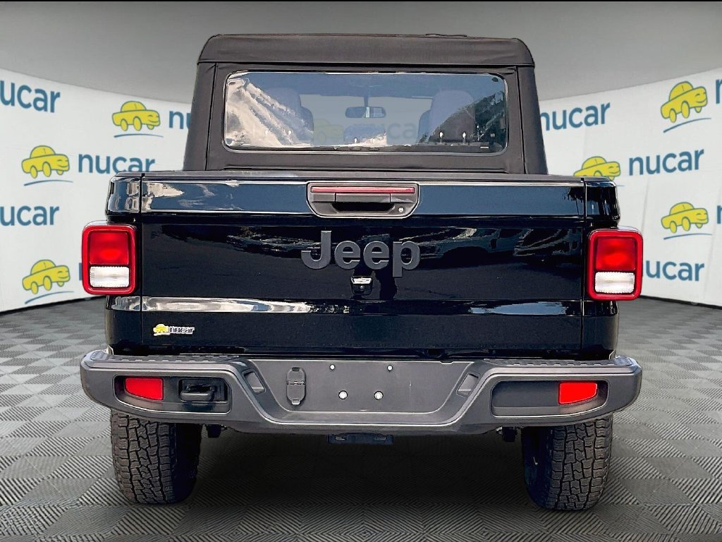 Used 2023 Jeep Gladiator Sport AWD/4WD image 5