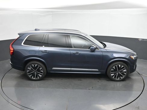 Used 2026 Volvo XC90 B6 Plus AWD/4WD image 32