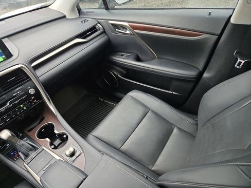 Used 2022 Lexus RX 350 FWD w/ Premium Package image 18