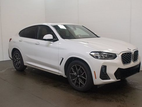 Used 2023 BMW X4 xDrive30i w/ M Sport Package AWD/4WD image 1