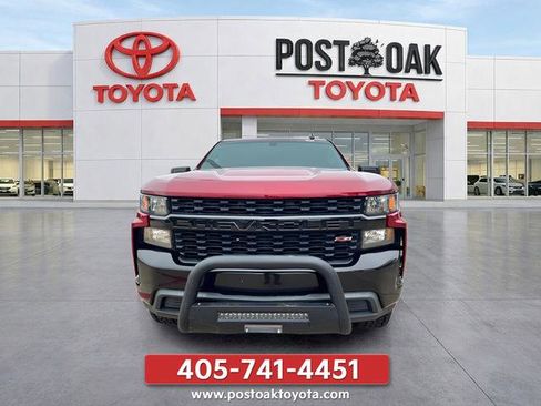 Used 2020 Chevrolet Silverado 1500 Custom Trail Boss w/ Custom Convenience Package AWD/4WD image 2