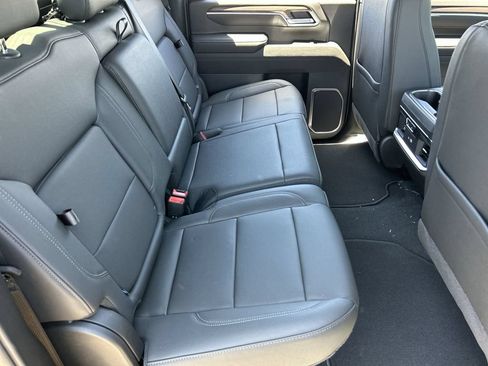 New 2026 GMC Sierra 3500 SLT w/ SLT Premium Package AWD/4WD image 27