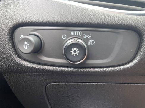 Used 2024 Chevrolet Malibu LT FWD image 16