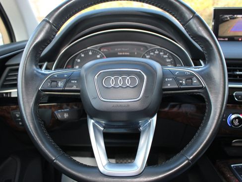 Used 2017 Audi Q7 3.0T Premium Plus image 27