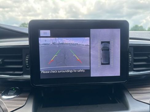 Used 2020 Ford Explorer Limited w/ Hybrid Equipment Group 310A RWD image 35