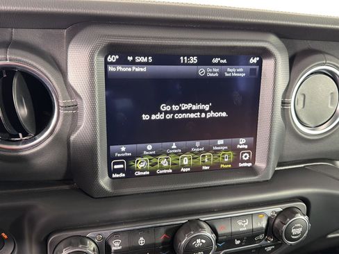Used 2022 Jeep Wrangler Unlimited Sahara w/ Cold Weather Group AWD/4WD image 36