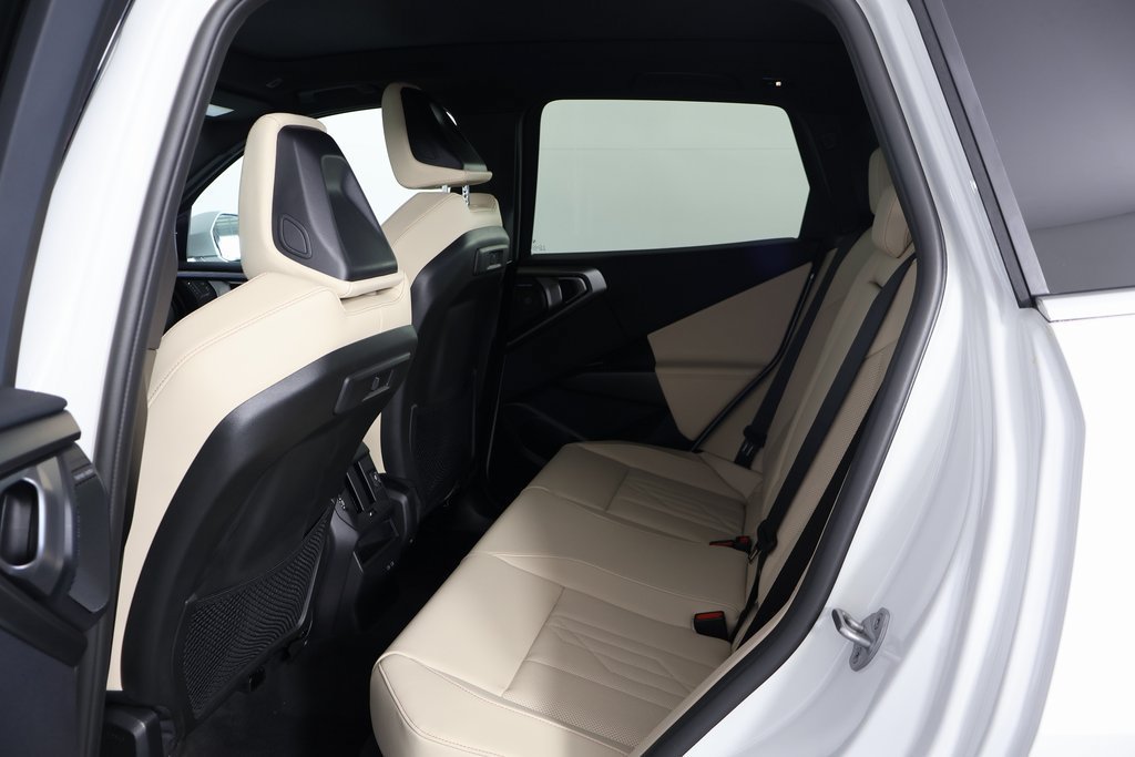Used 2026 BMW X3 xDrive30i w/ Premium Package AWD/4WD image 6