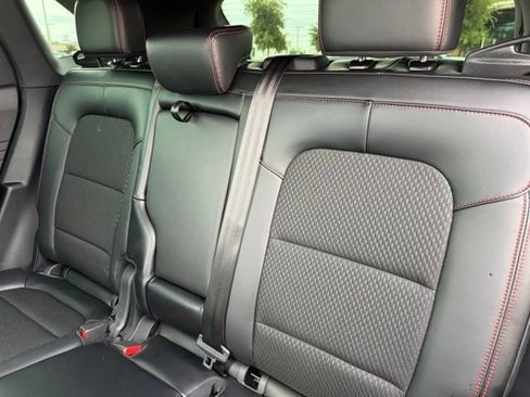 Used 2025 Ford Escape ST-Line w/ Tech Pack #1 FWD image 19