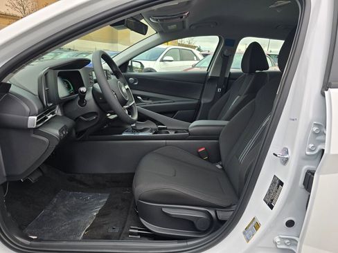 New 2026 Hyundai Elantra Blue image 21