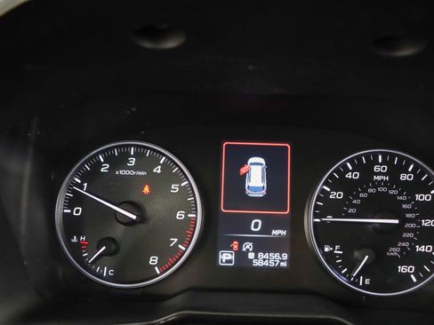 Used 2024 Subaru Outback Premium image 15