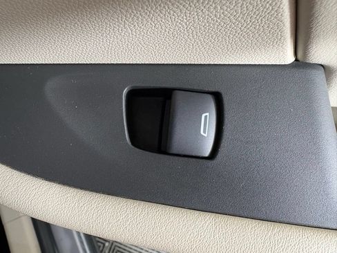 Used 2021 Buick Envision Preferred FWD image 47