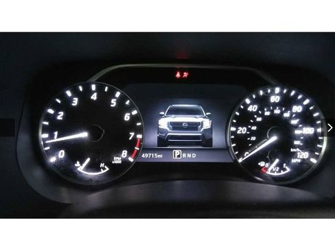 Used 2023 Nissan Frontier SV w/ Technology Package RWD image 5
