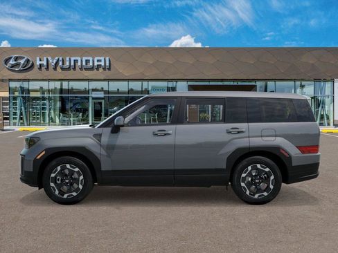 New 2026 Hyundai Santa Fe SE image 3