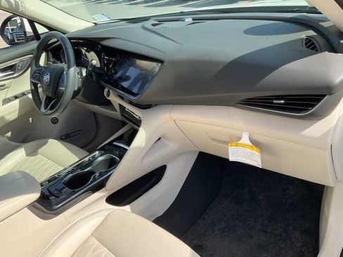 Certified 2023 Buick Envision Avenir image 21