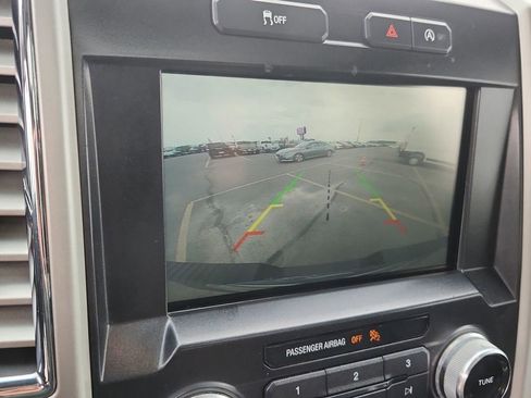 Used 2015 Ford F150 Lariat w/ Equipment Group 501A Mid image 27