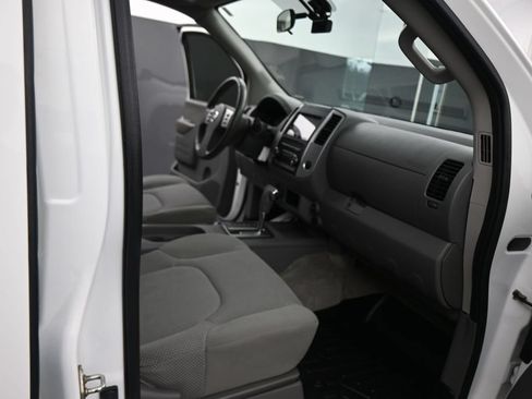 Used 2017 Nissan Frontier SV RWD image 45