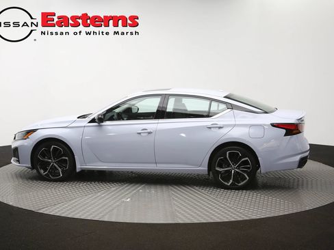 Used 2023 Nissan Altima 2.5 SR w/ SR Premium Package AWD/4WD image 59