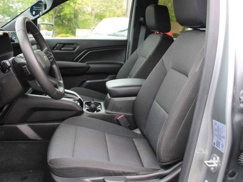 Certified 2023 Chevrolet Colorado Trail Boss w/ Advanced Trailering Package AWD/4WD image 9