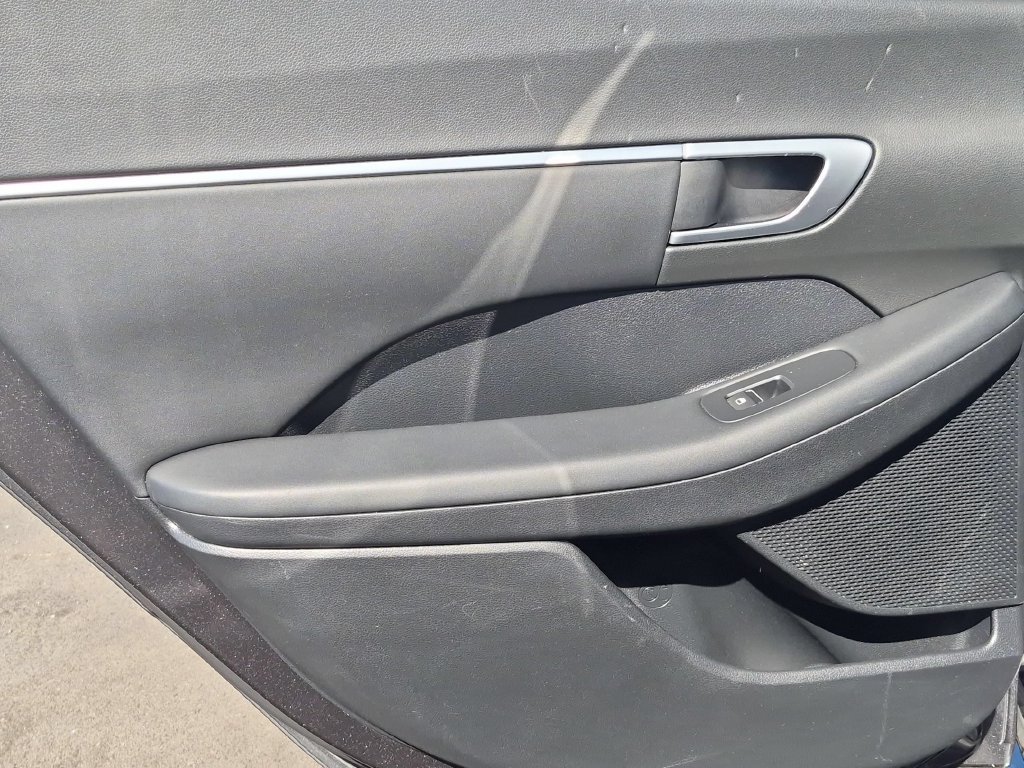 Used 2025 Hyundai Sonata SEL FWD image 27
