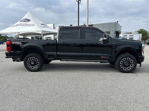 Certified 2025 Ford F250 Platinum AWD/4WD image 3