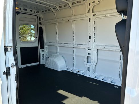 New 2025 RAM ProMaster 2500 image 47