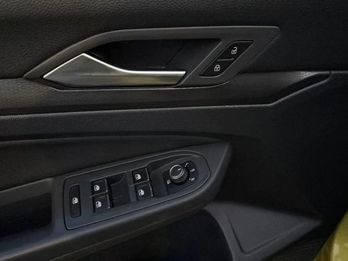 Used 2022 Volkswagen GTI Autobahn image 10