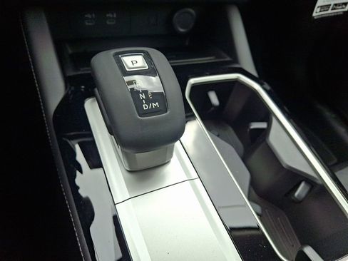 New 2026 Mitsubishi Outlander SE image 7