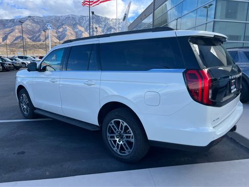 New 2025 Ford Expedition Max Active image 11