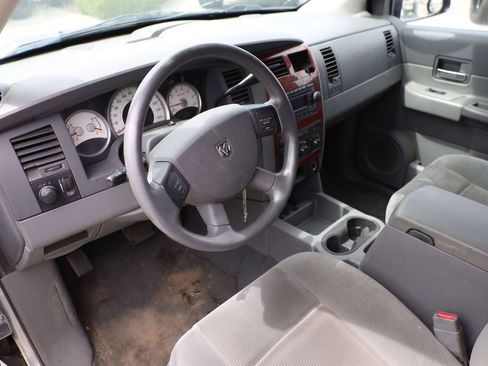 Used 2005 Dodge Durango SLT w/ Skid Plate Group AWD/4WD image 12