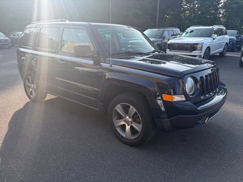 Used 2017 Jeep Patriot High Altitude AWD/4WD image 3