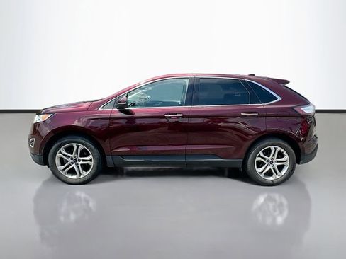 Used 2017 Ford Edge Titanium w/ Equipment Group 301A FWD image 9