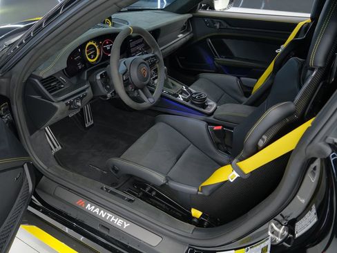 Used 2025 Porsche 911 GT3 RS RWD image 36