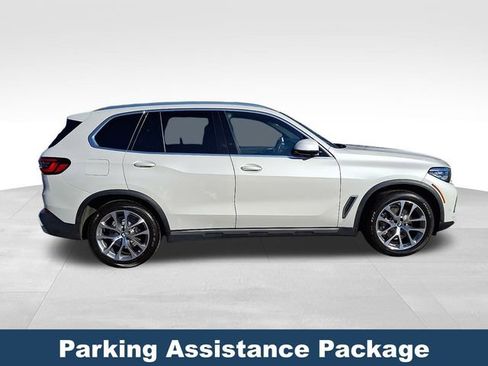 Used 2021 BMW X5 xDrive40i w/ Convenience Package image 9