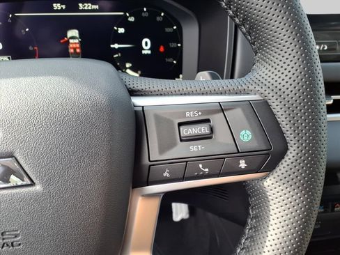 New 2025 Mitsubishi Outlander SEL image 20