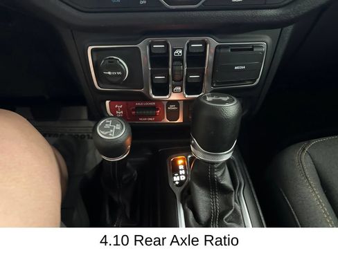 Used 2025 Jeep Wrangler Unlimited Sport S 4xe AWD/4WD image 49